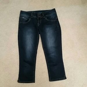 *BOGO* YMI jean capris